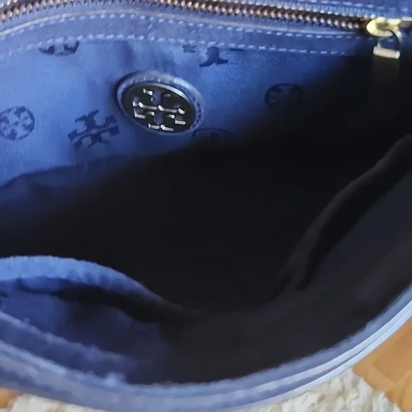 SALE💥Tory Burch Fringe Farrah Suede Purse - Picture 10 of 16